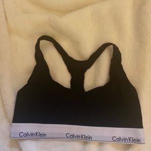 Sports bra